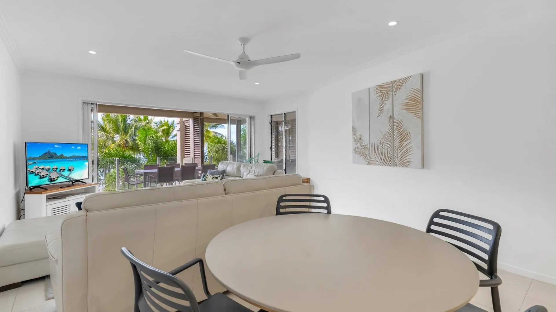 Rojo At Island Views—A Breezy Beachfront Retreat Palm Cove Australië