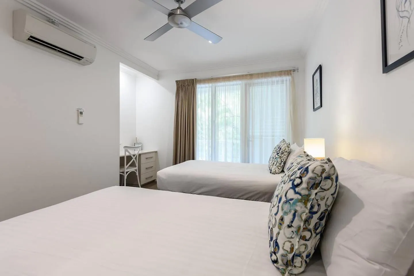 פאלם קוב Rojo At Island Views—A Breezy Beachfront Retreat פאלם קוב