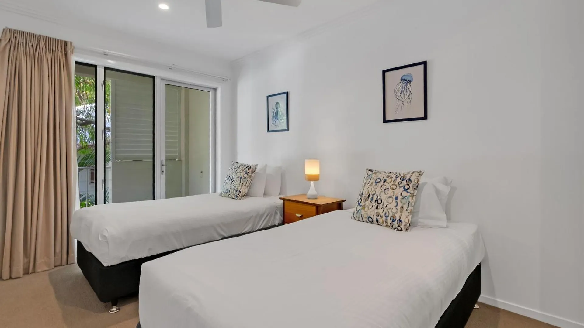 דירה פאלם קוב Rojo At Island Views—A Breezy Beachfront Retreat אוסטרליה
